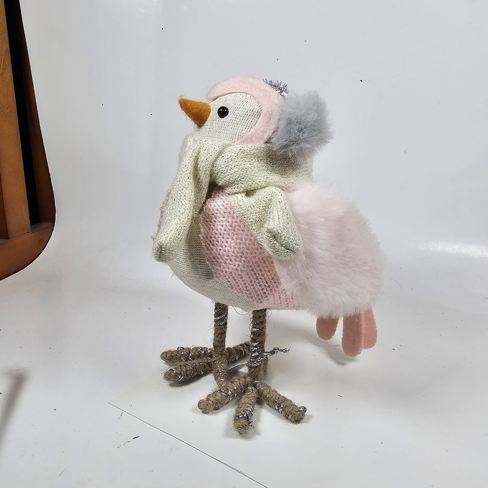 Target Wondershop Spritz Bird 2019 Yarrow‎ Featherly Friends Pink Winter Cottage